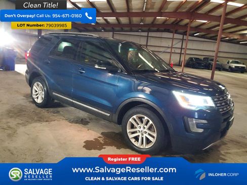 Used 2017 Ford Explorer XLT w/ Equipment Group 202A image 5