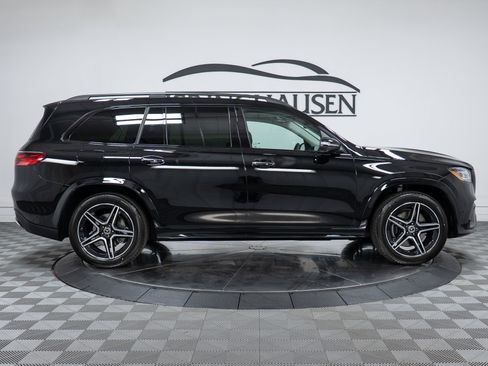 New 2026 Mercedes-Benz GLS 450 4MATIC image 4
