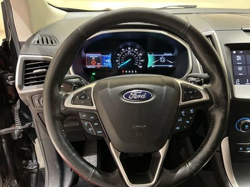 Used 2016 Ford Edge SEL w/ Equipment Group 201A FWD image 10