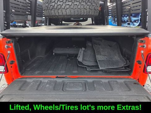 Used 2023 Jeep Gladiator Rubicon AWD/4WD image 17