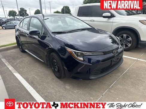 Used 2026 Toyota Corolla LE image 1