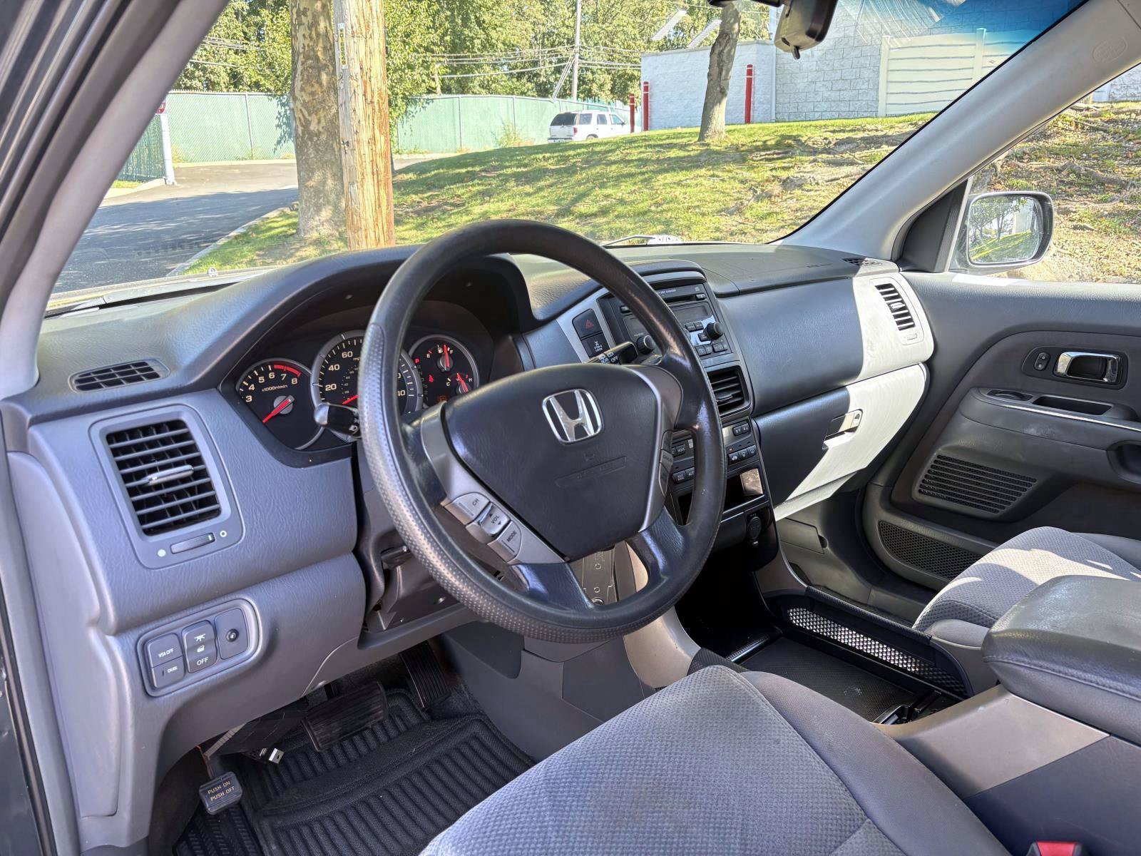 Used 2006 Honda Pilot EX image 13