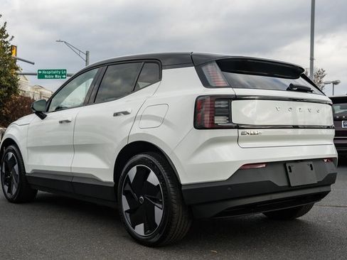 New 2026 Volvo EX30 Plus image 5