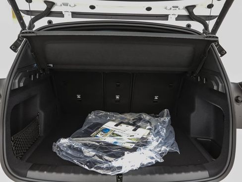 New 2026 BMW X1 xDrive28i AWD/4WD image 24