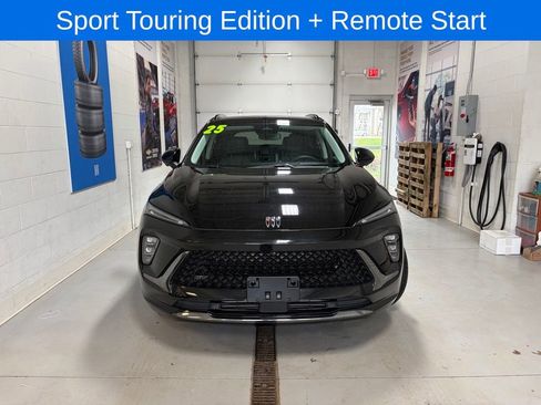 Used 2025 Buick Envision Sport Touring image 3