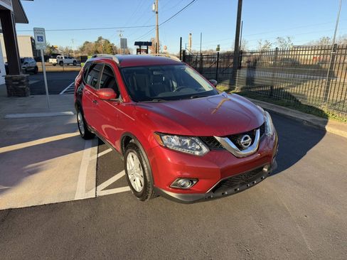 Used 2016 Nissan Rogue SV FWD image 8