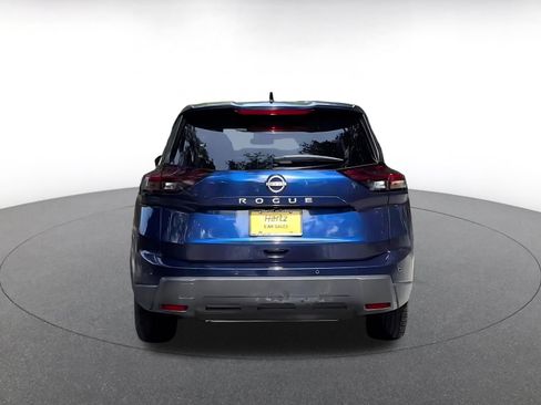 Used 2025 Nissan Rogue SV FWD image 12