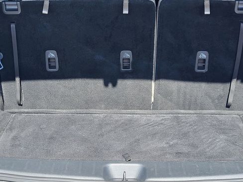 Used 2023 Nissan Pathfinder SL AWD/4WD image 21