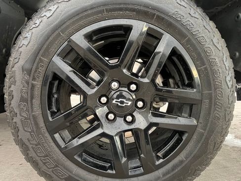 Used 2024 Chevrolet Silverado 1500 RST AWD/4WD image 7