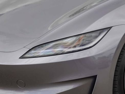 Used 2024 Tesla Model 3 Performance AWD/4WD image 8