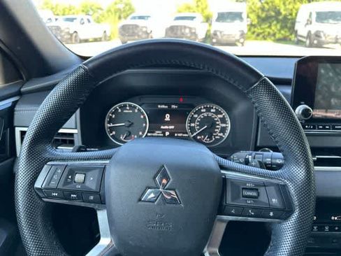 Used 2022 Mitsubishi Outlander SEL Black Edition AWD/4WD image 8