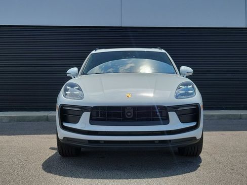 Certified 2026 Porsche Macan AWD/4WD image 12