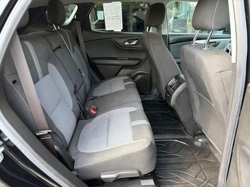Used 2024 Chevrolet Blazer LT w/ Convenience Package AWD/4WD image 17