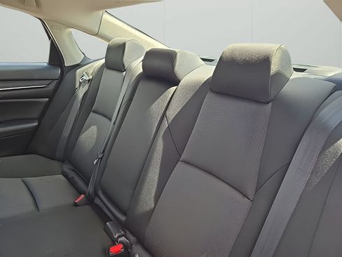 Used 2022 Honda Accord LX image 13
