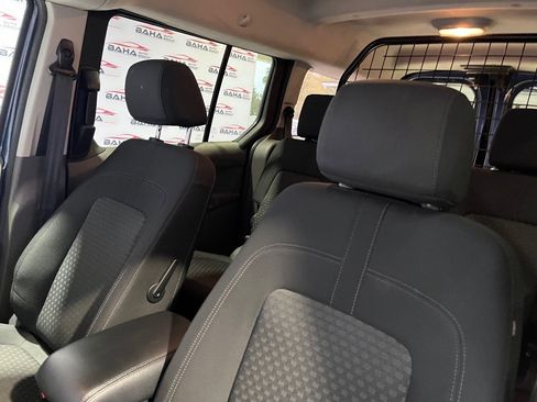 Used 2020 Ford Transit Connect XLT image 28