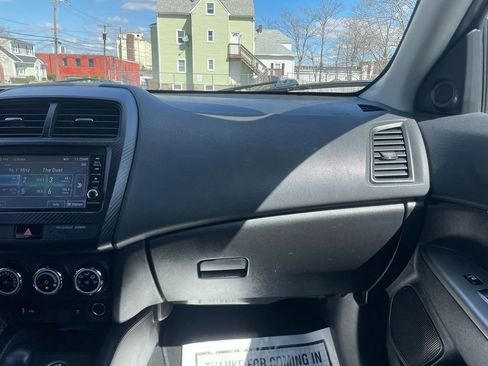 Used 2019 Mitsubishi Outlander Sport ES AWD/4WD image 26