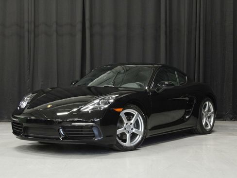 Used 2023 Porsche 718 Cayman RWD image 1