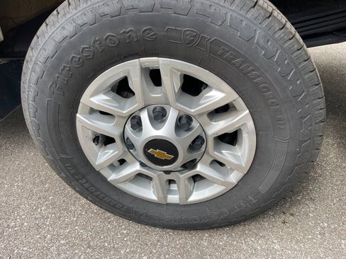 Used 2024 Chevrolet Silverado 2500 LT image 21