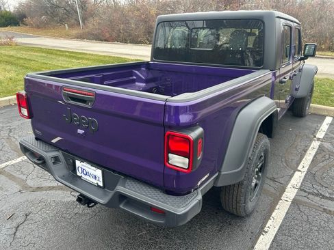 New 2026 Jeep Gladiator Sport image 21