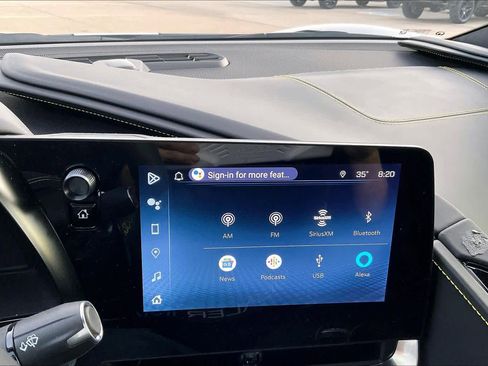 Used 2024 Chevrolet Corvette Stingray Premium Cpe w/ Z51 Performance Package image 30