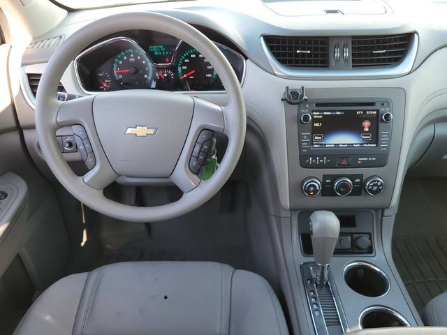 Used 2017 Chevrolet Traverse LS AWD/4WD image 10