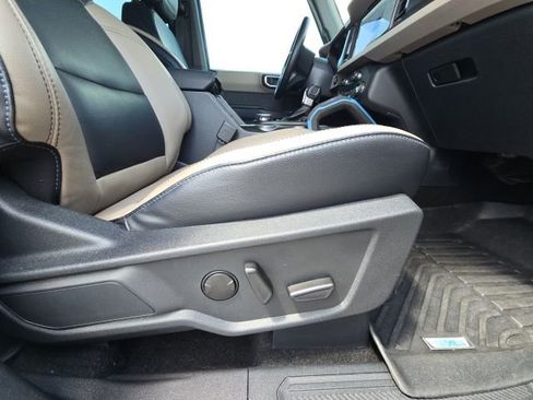 Used 2024 Ford Bronco Wildtrak AWD/4WD image 17
