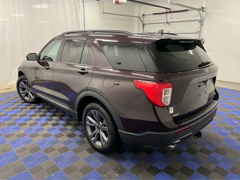 Used 2023 Ford Explorer XLT w/ Equipment Group 202A image 10