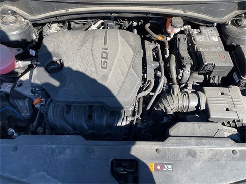 Used 2023 Kia Sportage EX image 17