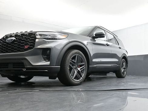 New 2026 Ford Explorer ST image 30