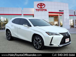 Used 2022 Lexus UX 200 w/ Premium Package video 1
