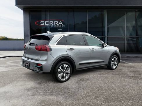 Certified 2022 Kia Niro EX FWD image 5