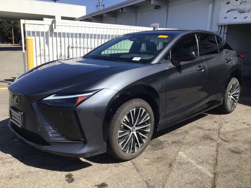 Used 2023 Lexus RZ 450e Premium w/ Technology Package AWD/4WD image 2