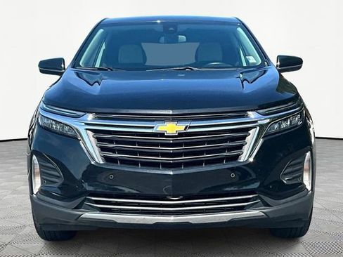 Used 2024 Chevrolet Equinox LT image 2
