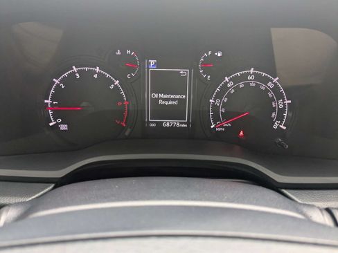 Used 2022 Toyota 4Runner SR5 Premium w/ Moonroof Package RWD image 29