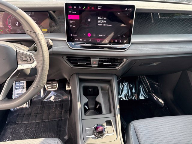 New 2026 Volkswagen Tiguan SE R-Line AWD/4WD image 19