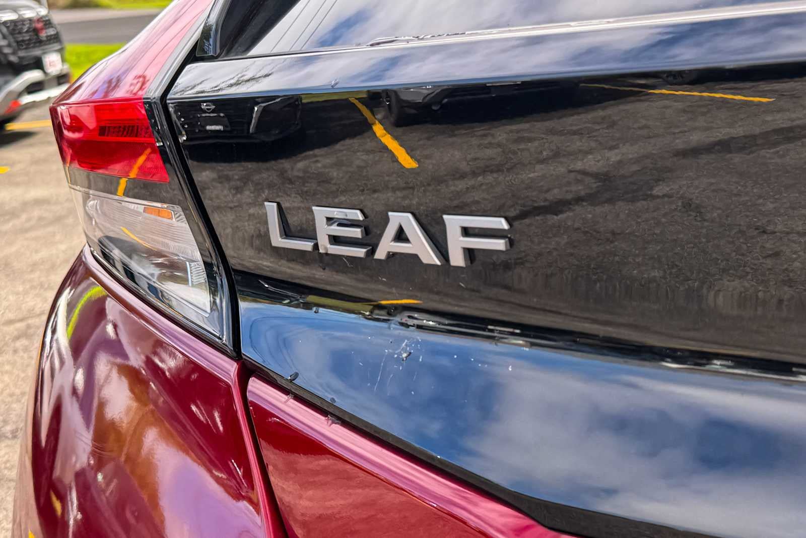 Certified 2025 Nissan Leaf SV Plus FWD image 12