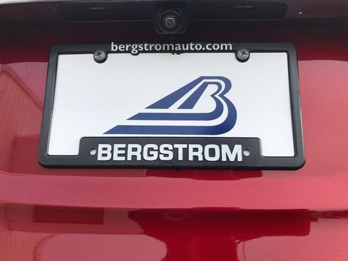 Certified 2023 GMC Acadia AT4 w/ Preferred Package image 20