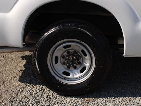 Used 2016 Ford F250 XL w/ Power Equipment Group image 7