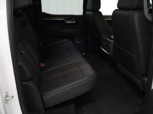 Used 2022 Chevrolet Silverado 1500 High Country w/ Technology Package image 26