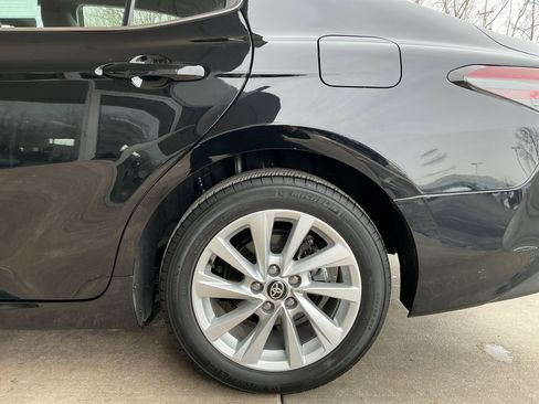 Used 2024 Toyota Camry LE image 23