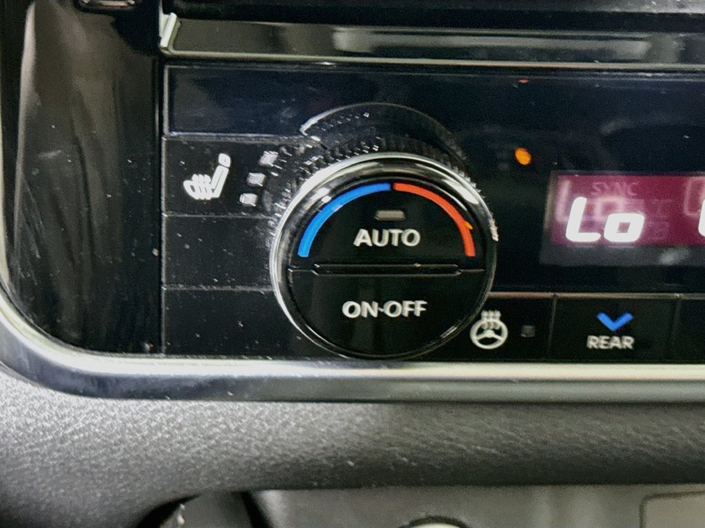 Used 2021 Nissan Rogue SL w/ Premium Package AWD/4WD image 14