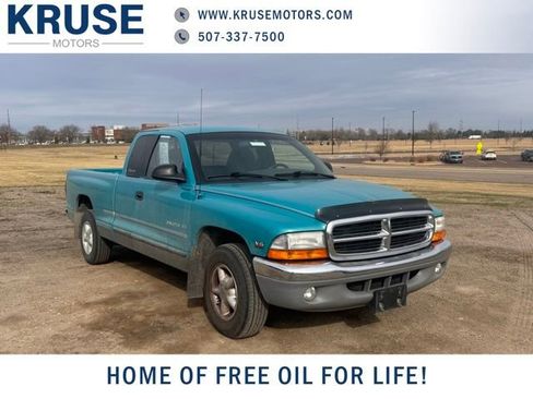 Used 1997 Dodge Dakota 2WD Club Cab image 1