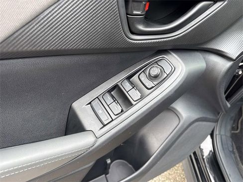 Used 2026 Subaru Crosstrek 2.0i Premium image 12