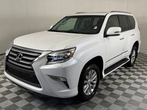Used 2016 Lexus GX 460 w/ Premium Package AWD/4WD image 2