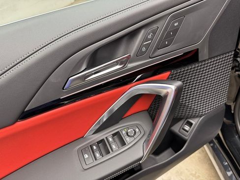 Used 2025 BMW X1 xDrive28i w/ Technology Package image 11