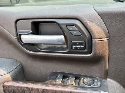 Used 2022 GMC Sierra 1500 Denali w/ Denali Reserve Package AWD/4WD image 14