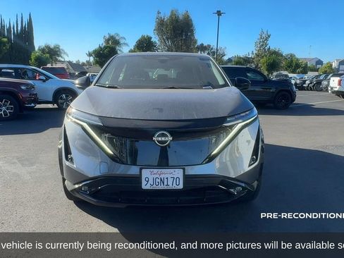 Used 2023 Nissan Ariya FWD image 2