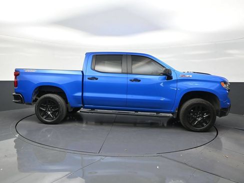 Used 2025 Chevrolet Silverado 1500 LT Trail Boss w/ Convenience Package II AWD/4WD image 6