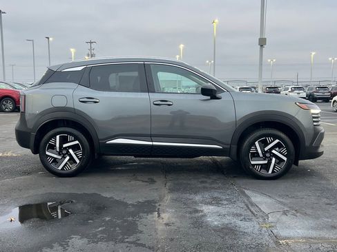 New 2026 Nissan Kicks SV w/ SV Premium Package image 3