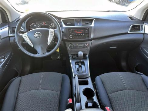 Used 2017 Nissan Sentra S image 11